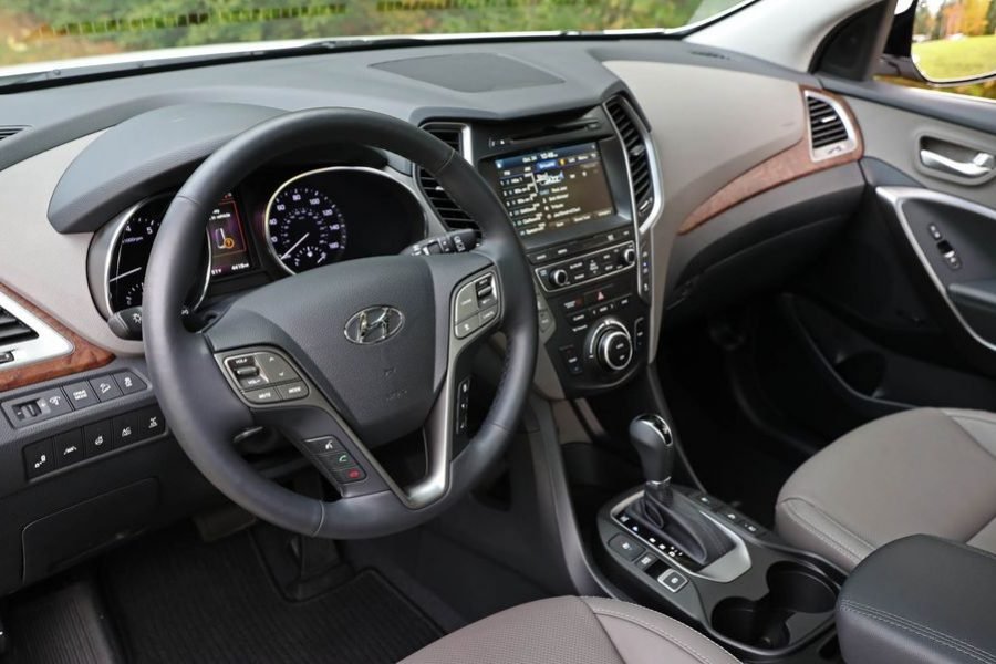 Hundai Santa Fe For Rent