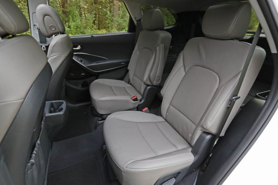 Hundai Santa Fe For Rent