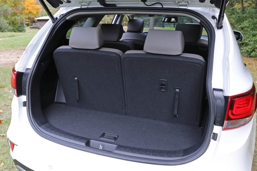 Hundai Santa Fe For Rent