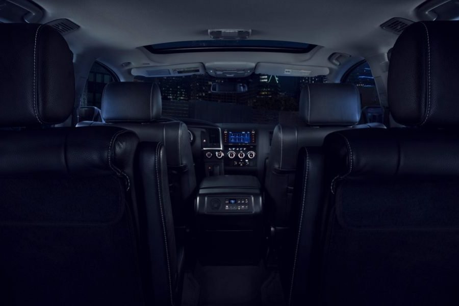 TOYOTA LAND CRUISER SEQUOIA V8