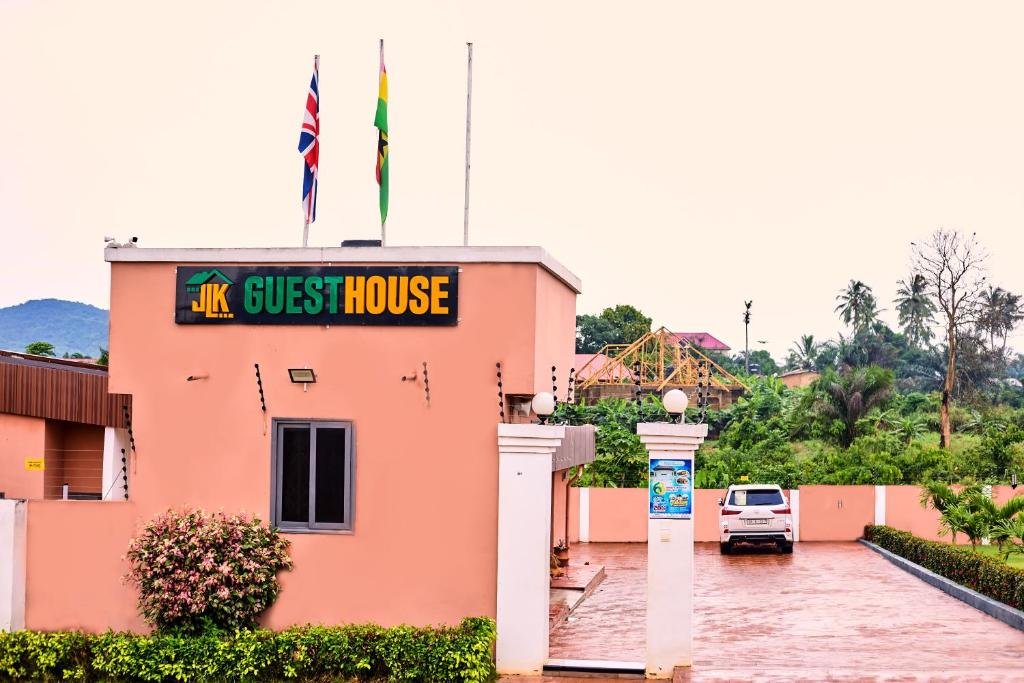 jlk guest house koforidua,luxury guest house ghana,event venue koforidua,destination weddings koforidua,luxury accommodation koforidua,luxury guest house and event venue in koforidua,Discover JLK Guest House